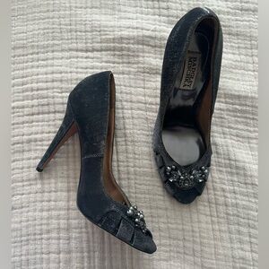 Badgley Mischka heels metallic dark gray with large rhinestones size 9 worn once